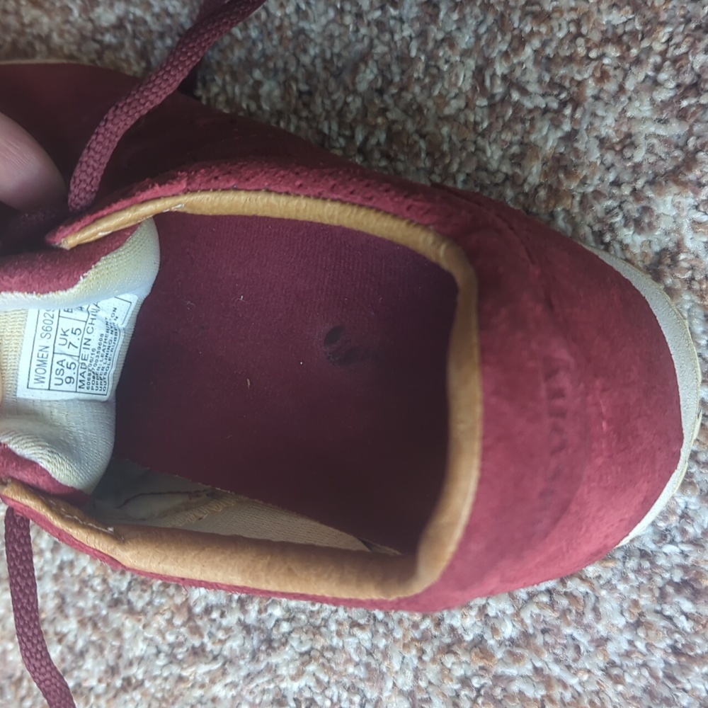 Size 9.5 women’s Saucony originals - Picture 5 of 6